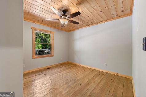 329 Autumn Ridge Drive Mineral Bluff GA 30559