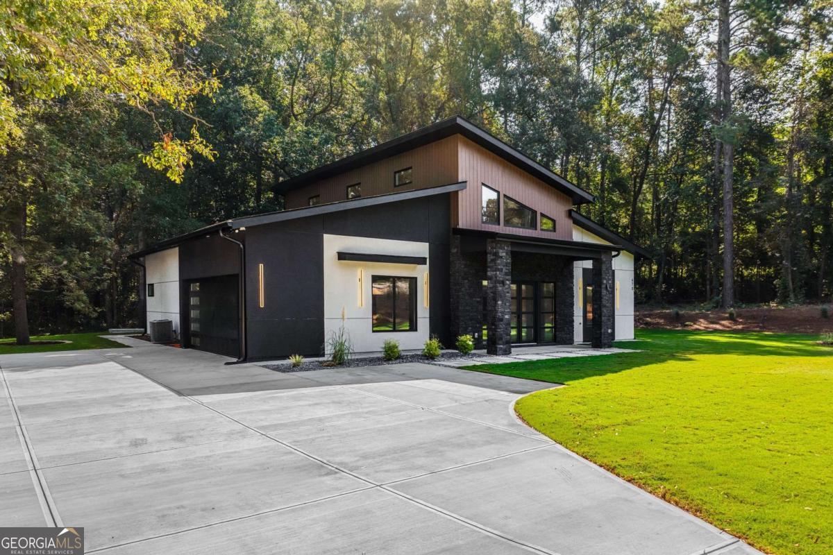 670 Loganville Highway Winder GA 30680