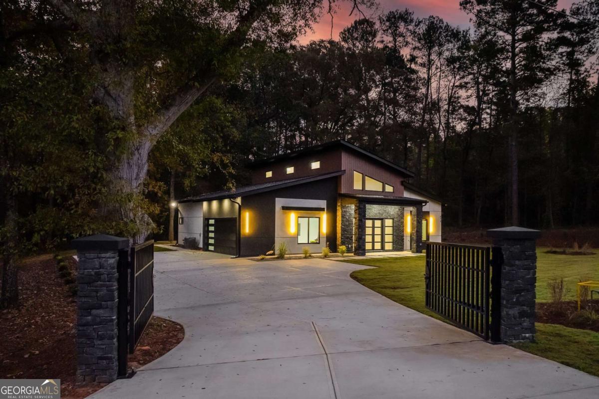 670 Loganville Highway Winder GA 30680