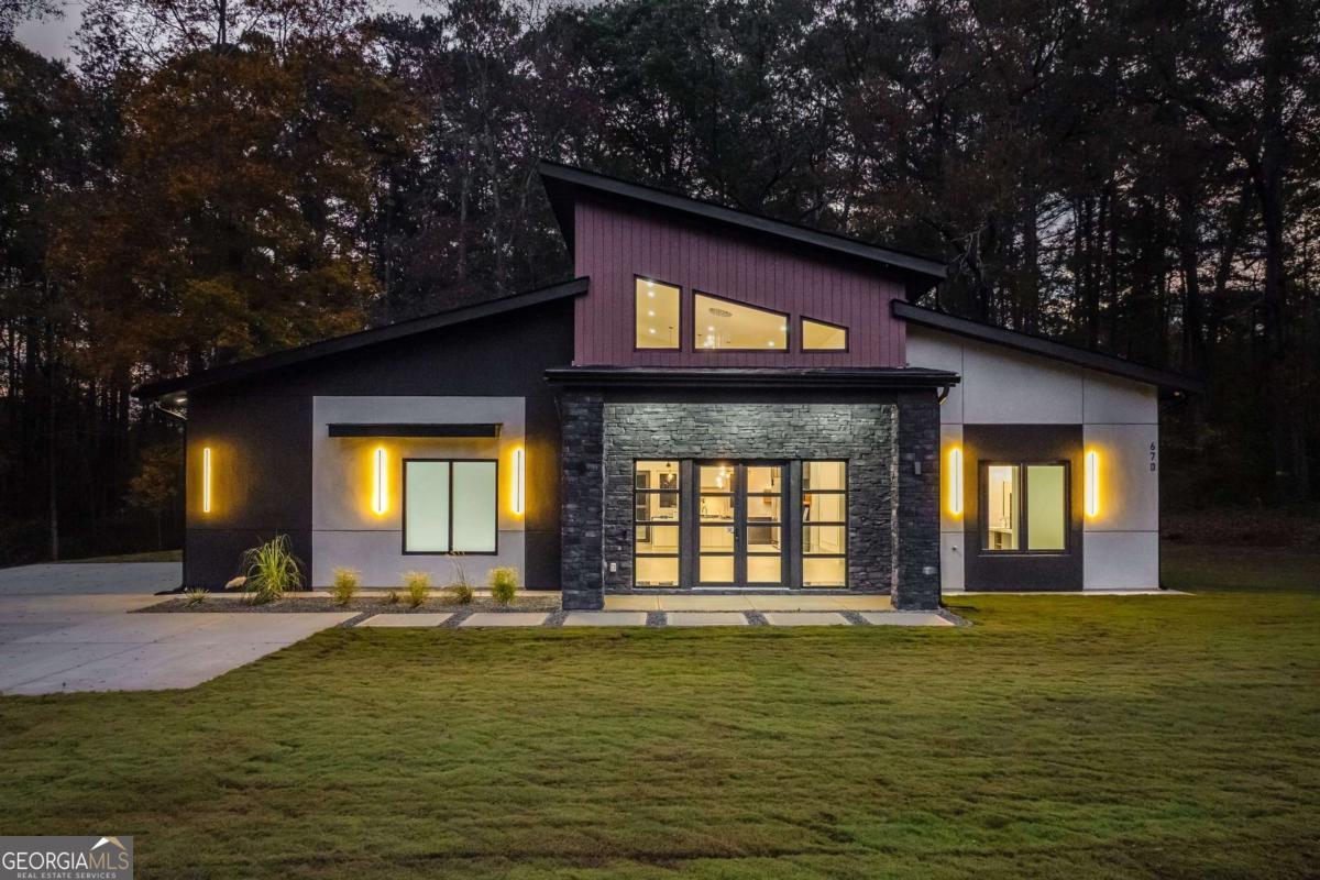 670 Loganville Highway Winder GA 30680