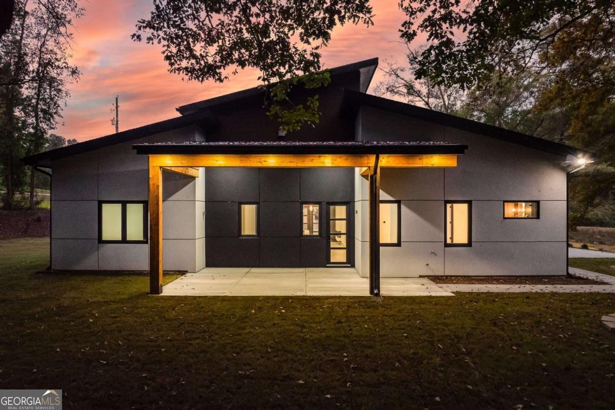 670 Loganville Highway Winder GA 30680