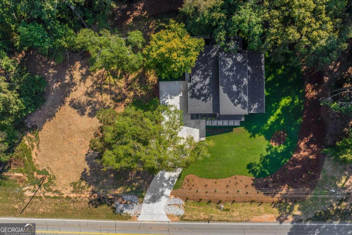 670 Loganville Highway Winder GA 30680