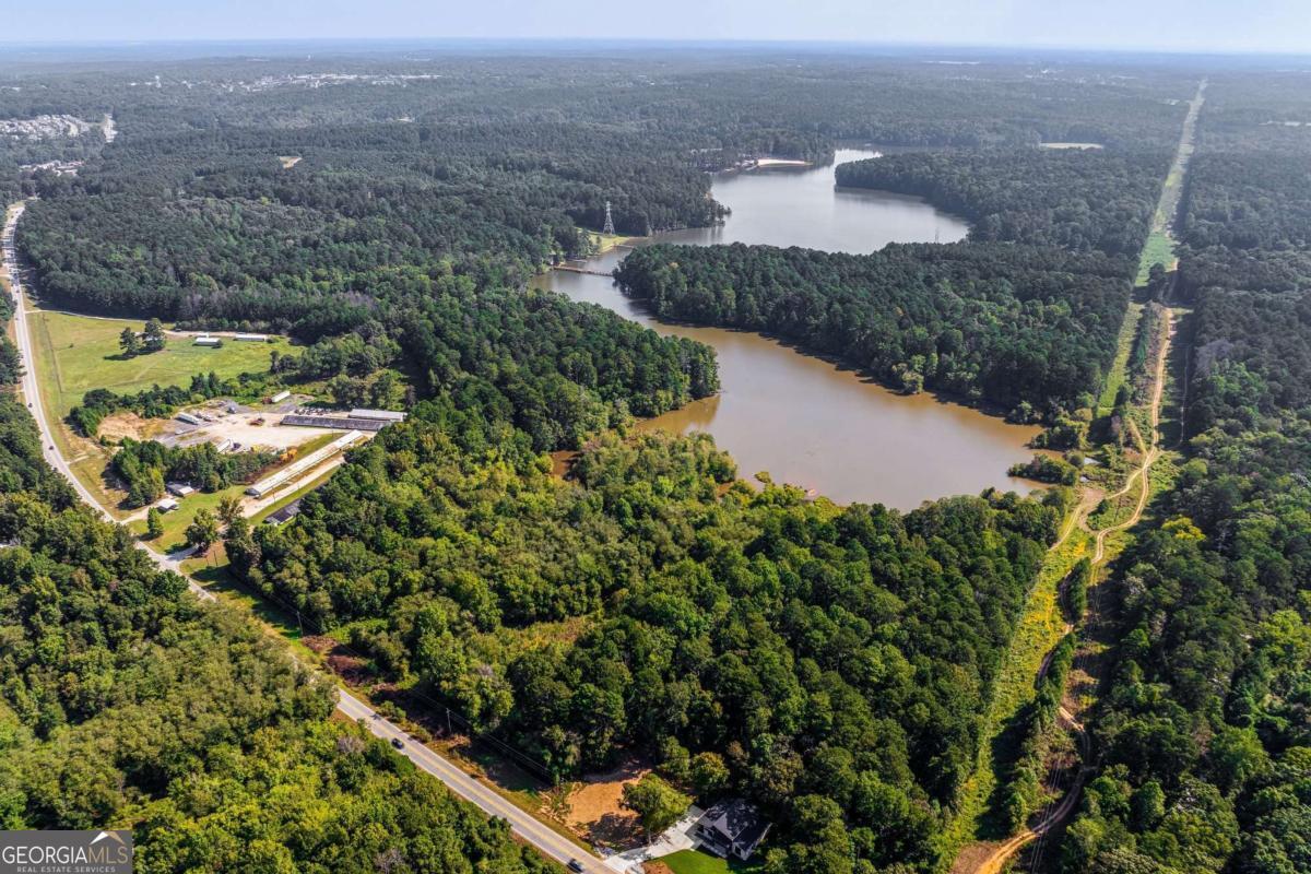 670 Loganville Highway Winder GA 30680