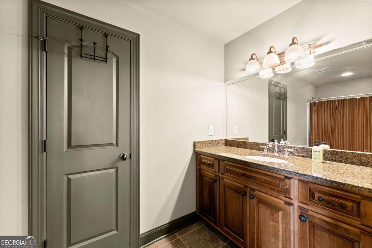 4529 Montclair Circle Gainesville GA 30506