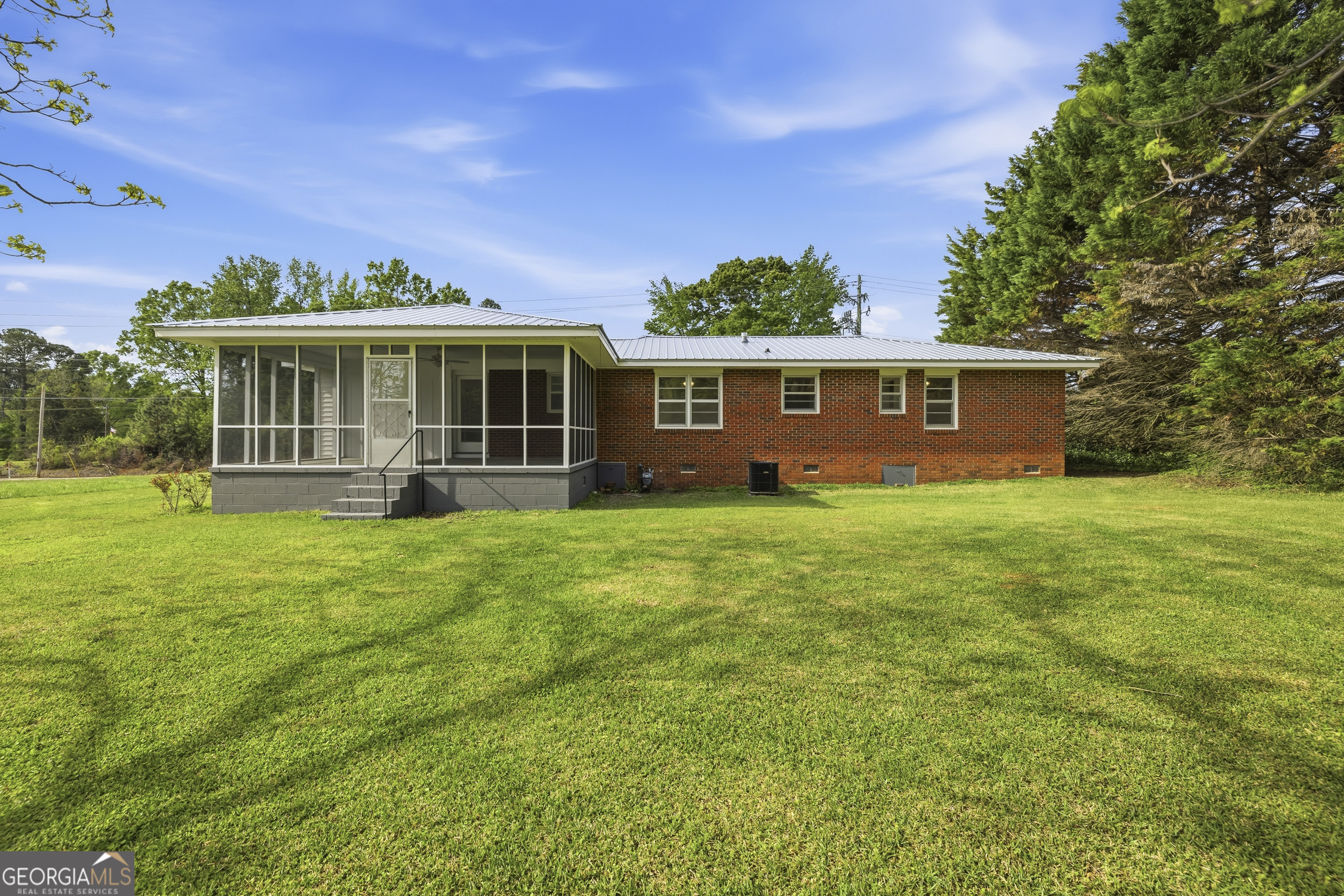 93 Carlton Avenue Union Point GA 30669