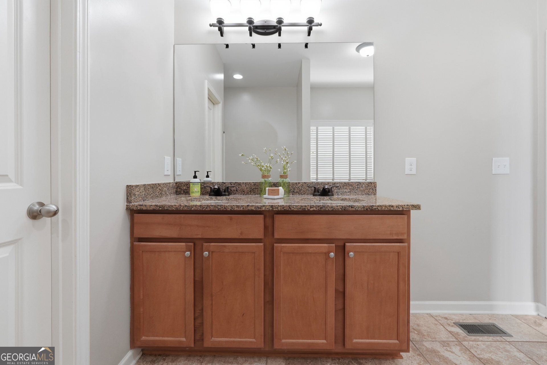 35 Etowah Drive Cartersville GA 30120