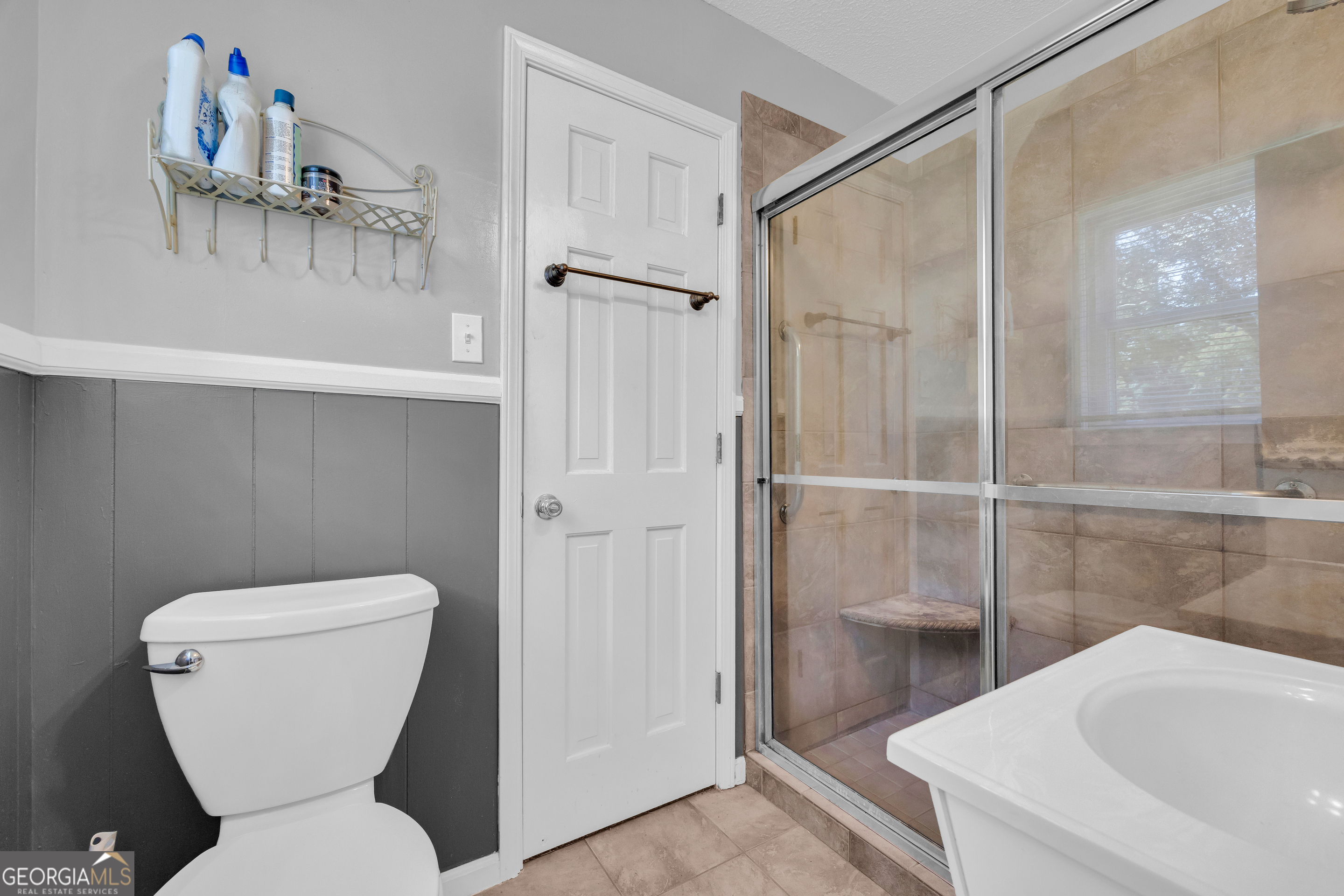 101 W Hendricks Street Bowman GA 30624