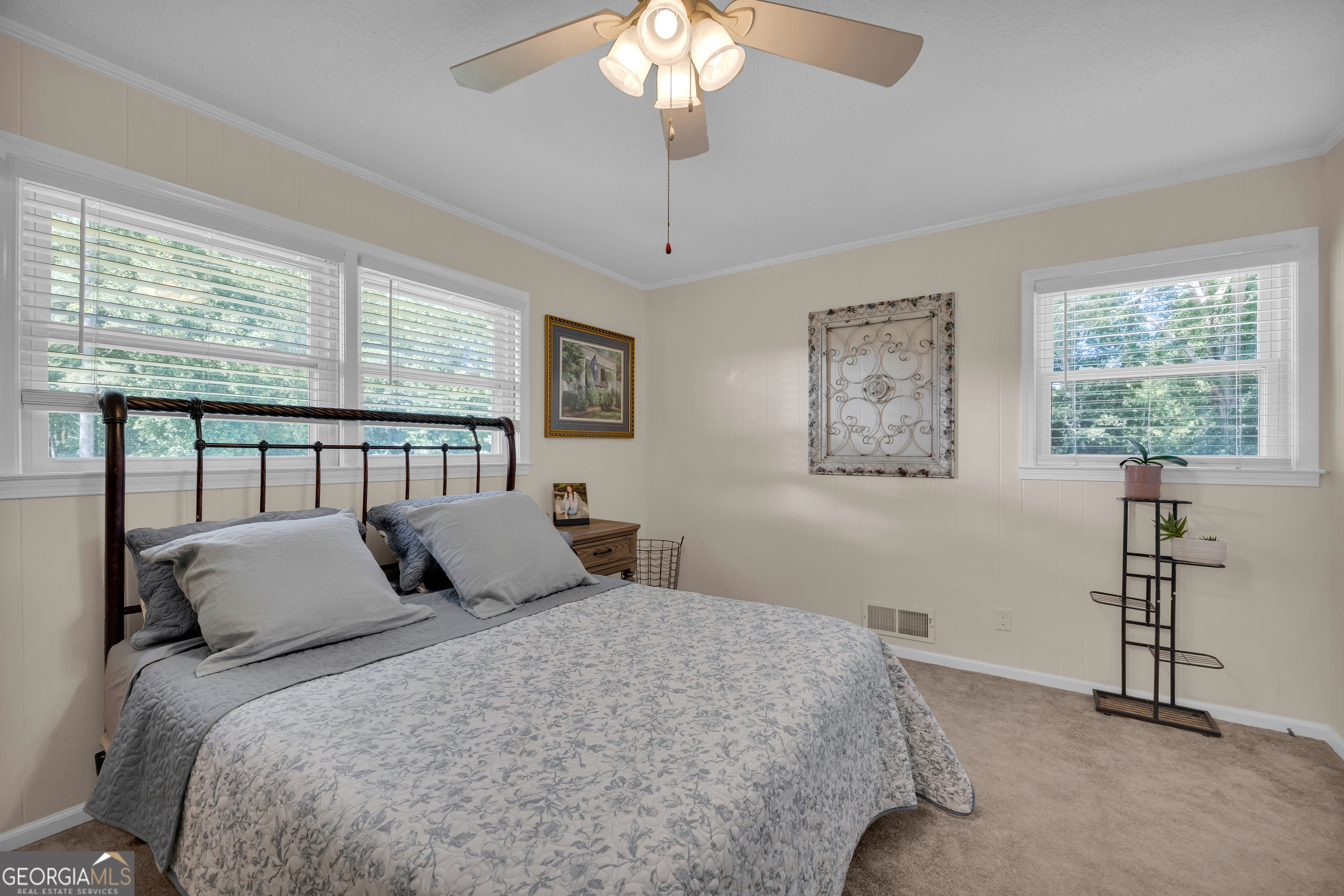 101 W Hendricks Street Bowman GA 30624