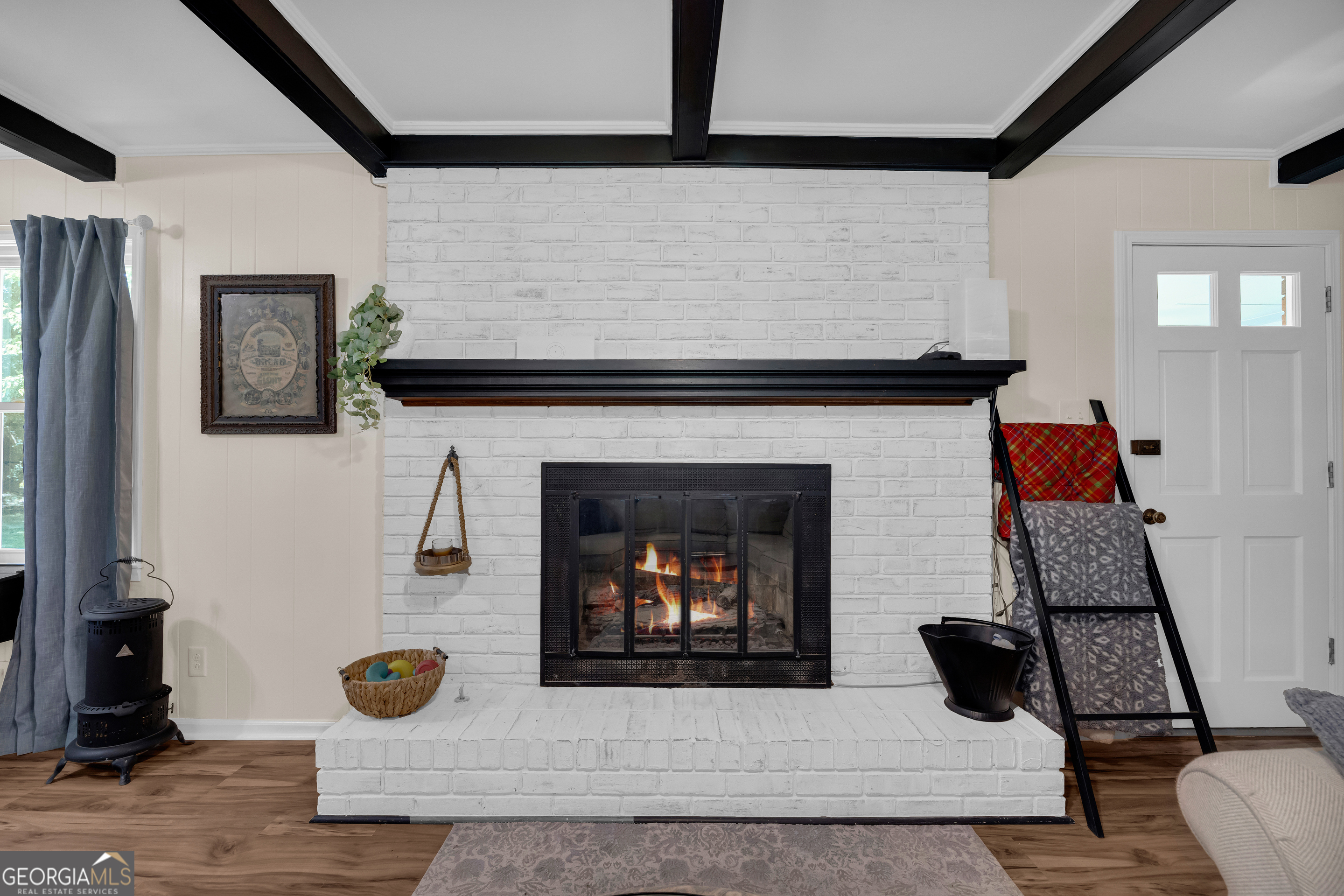 101 W Hendricks Street Bowman GA 30624