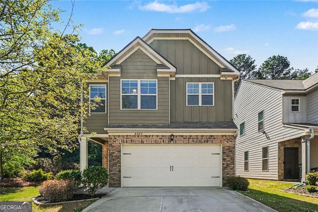 4987 Rapahoe Trail Atlanta GA 30349