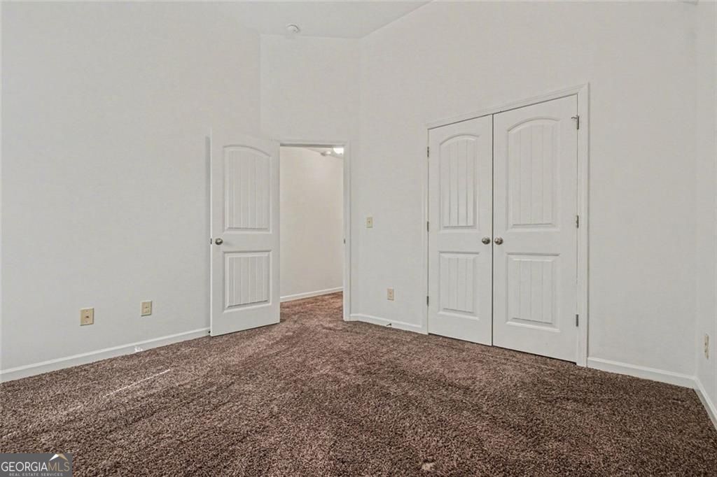 4987 Rapahoe Trail Atlanta GA 30349