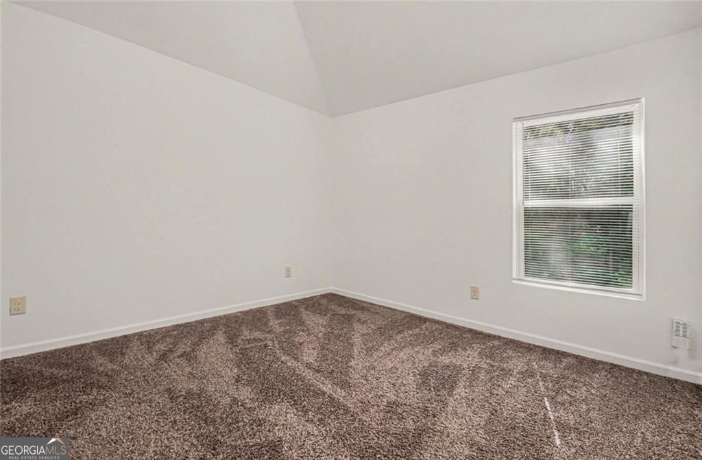 4987 Rapahoe Trail Atlanta GA 30349