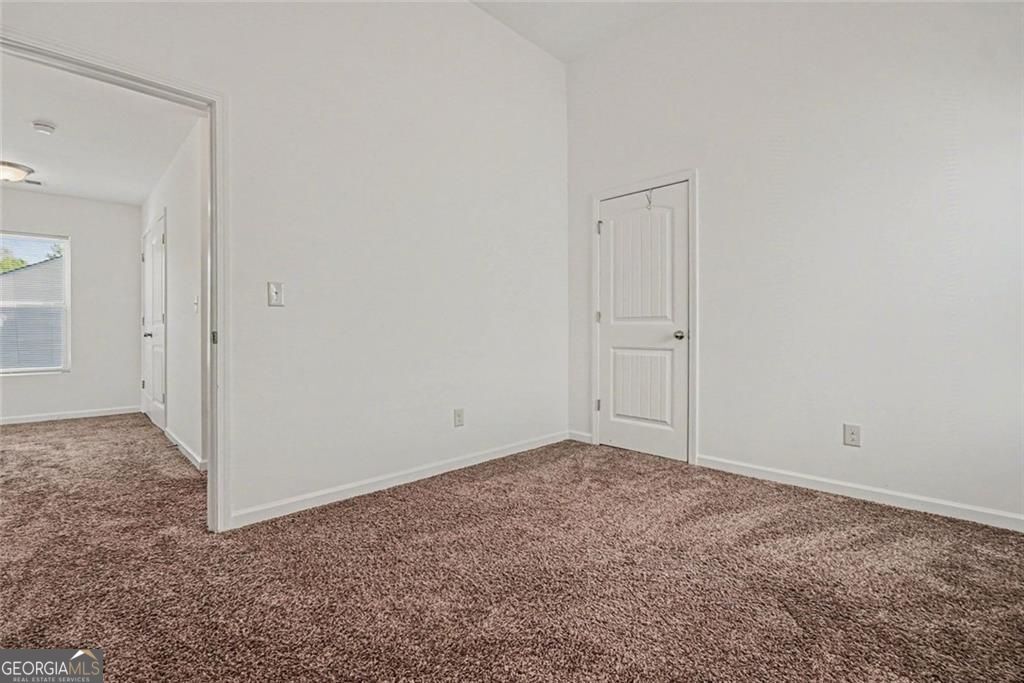 4987 Rapahoe Trail Atlanta GA 30349