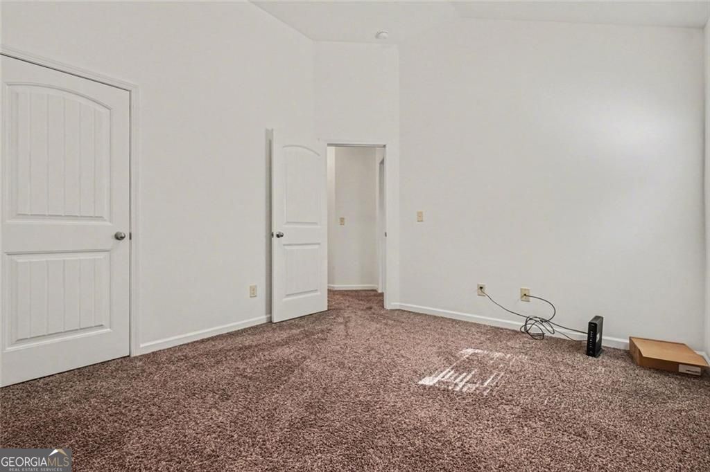 4987 Rapahoe Trail Atlanta GA 30349
