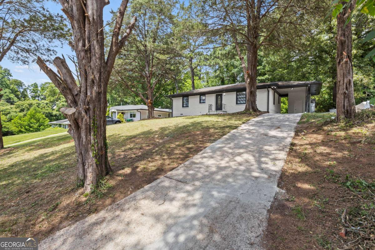 1673 Flintwood Drive SE Atlanta GA 30316