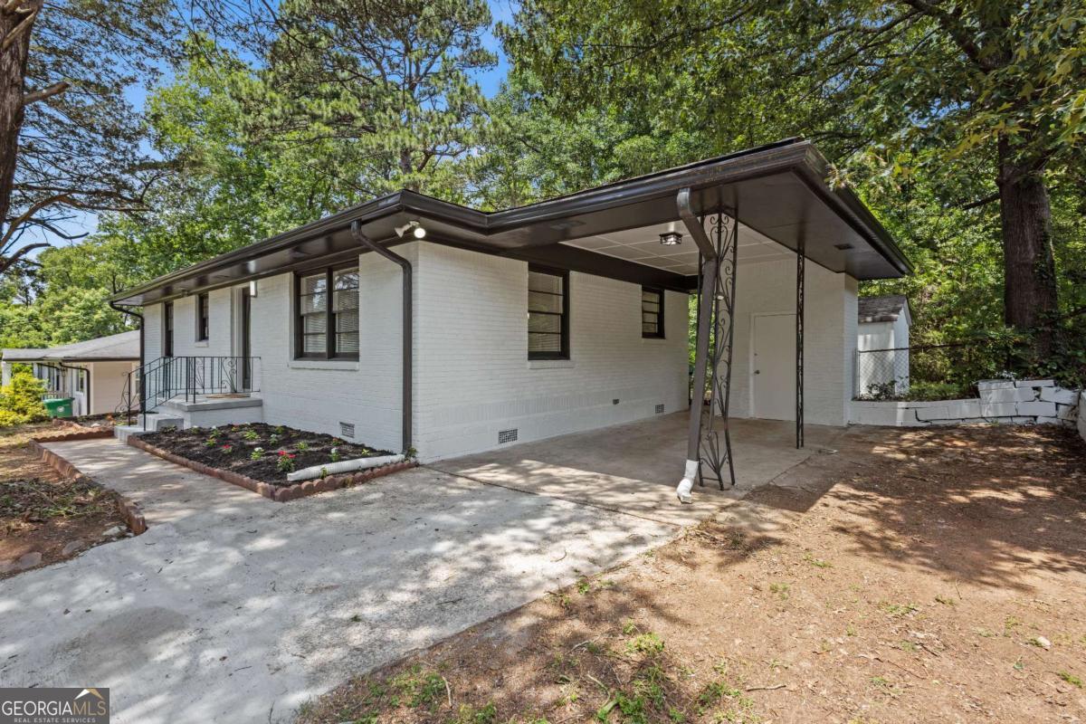 1673 Flintwood Drive SE Atlanta GA 30316