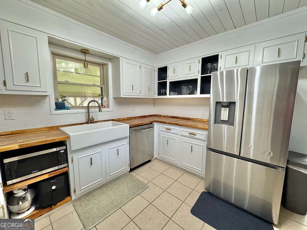 107 Newton Drive Lyons GA 30436