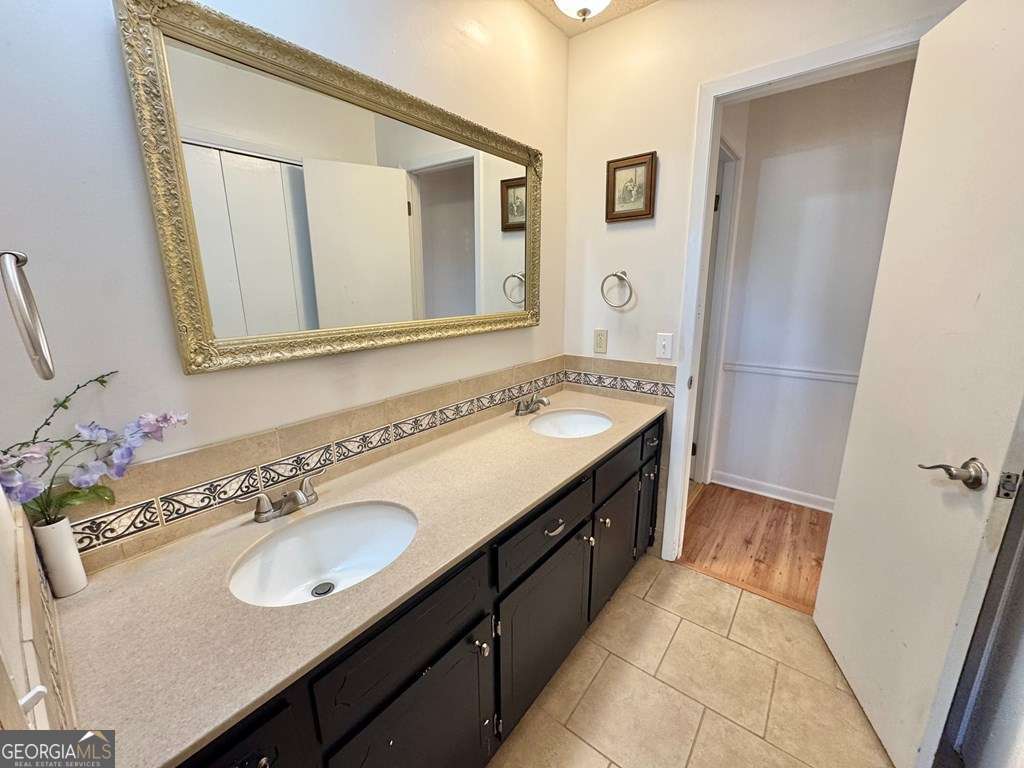 107 Newton Drive Lyons GA 30436