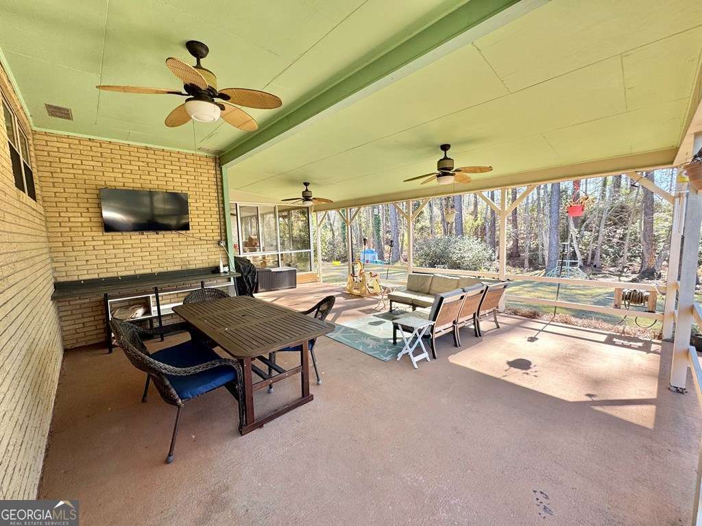 107 Newton Drive Lyons GA 30436