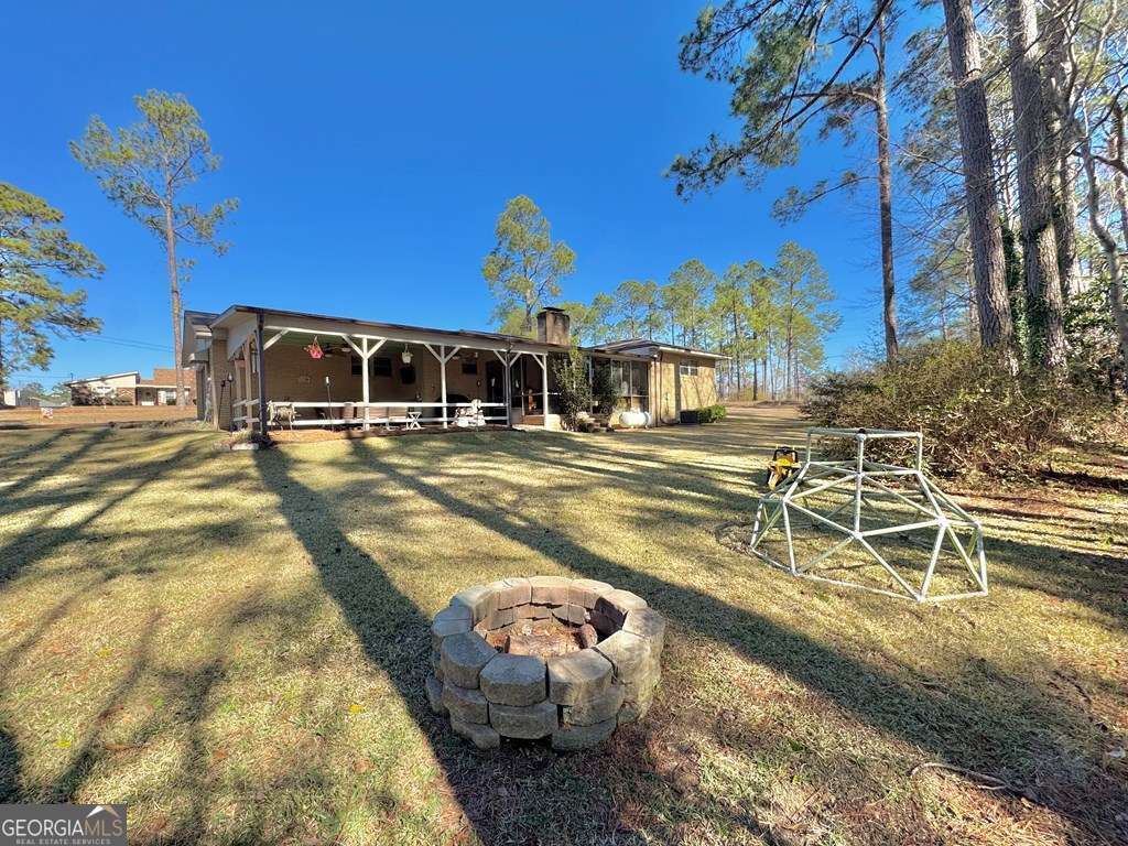 107 Newton Drive Lyons GA 30436