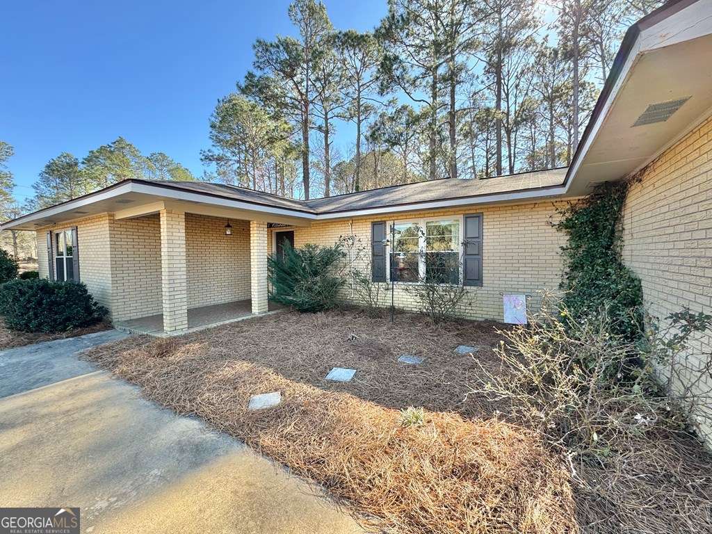 107 Newton Drive Lyons GA 30436