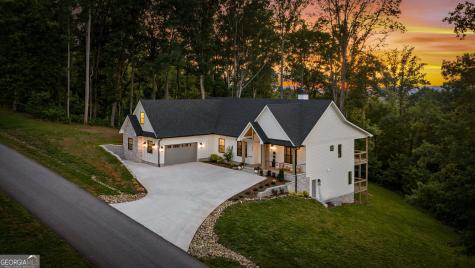 228 Winding Ridge Blairsville GA 30512