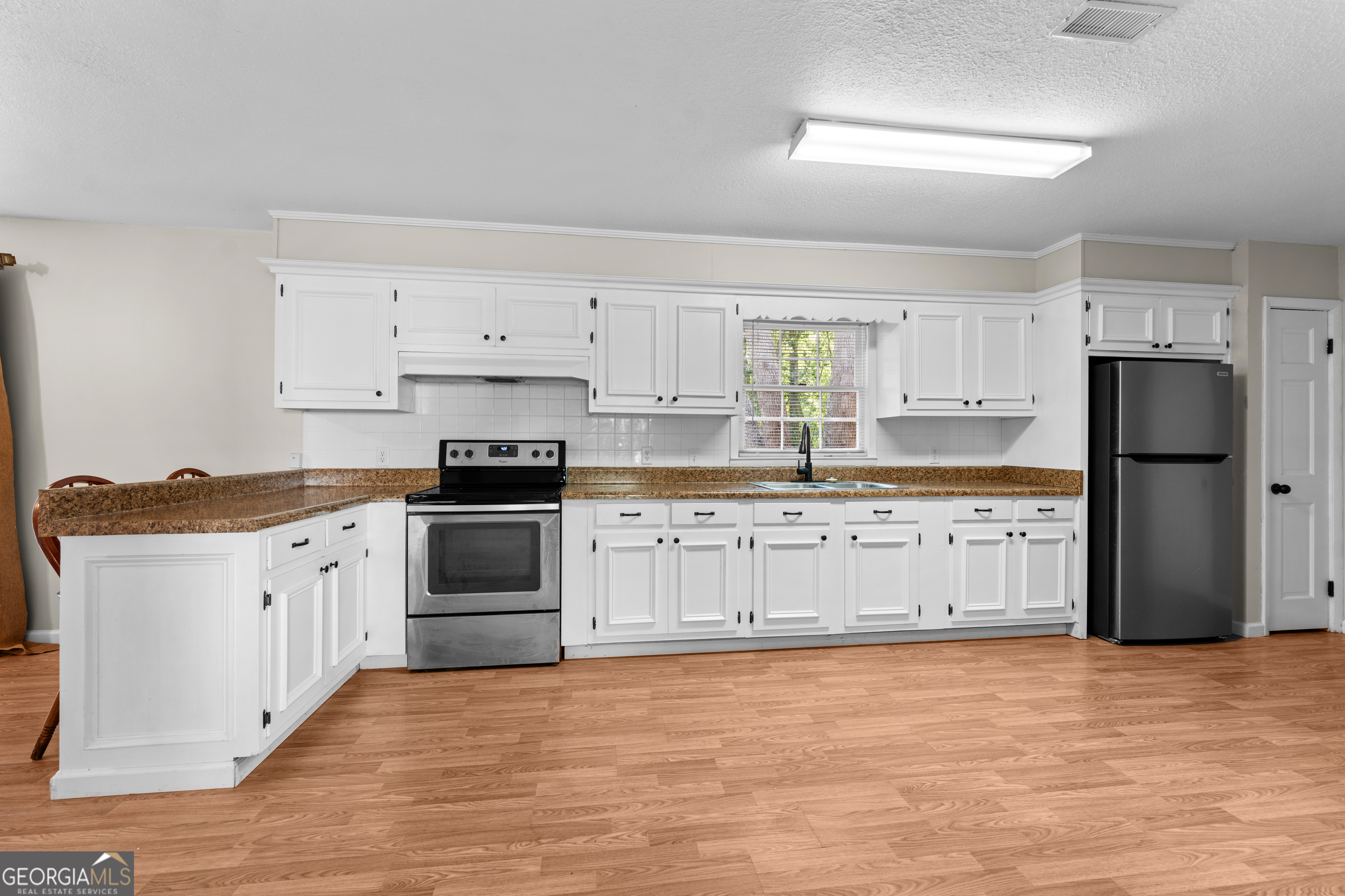91 Peagler Street Homerville GA 31634