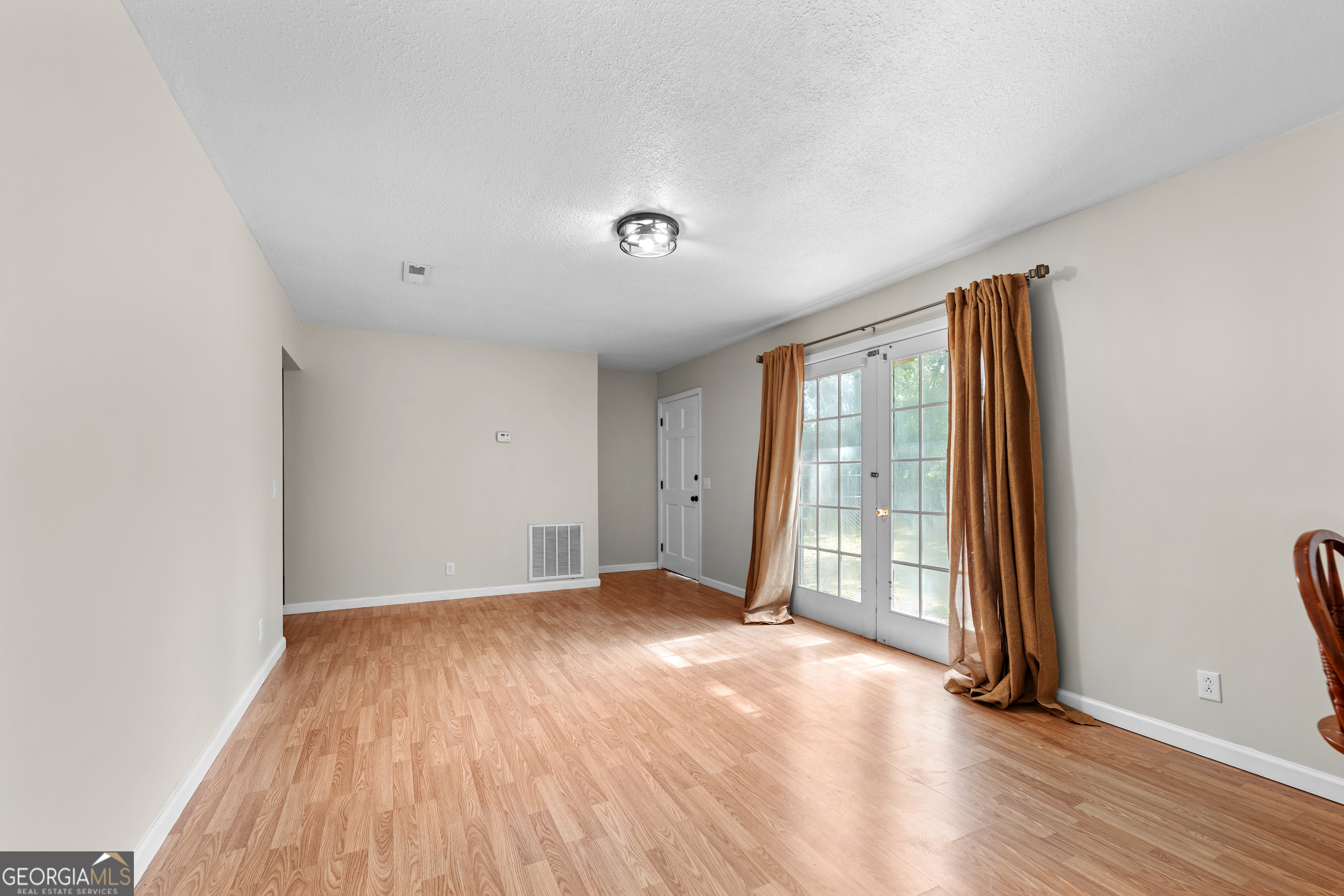 91 Peagler Street Homerville GA 31634