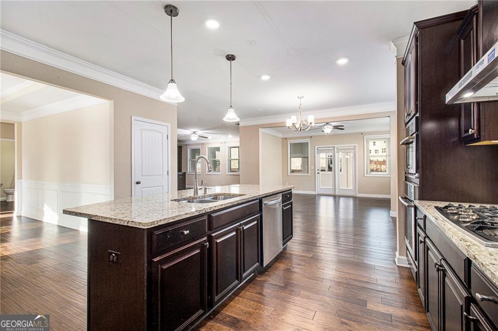 915 Elmsbrook Lane Alpharetta GA 30004