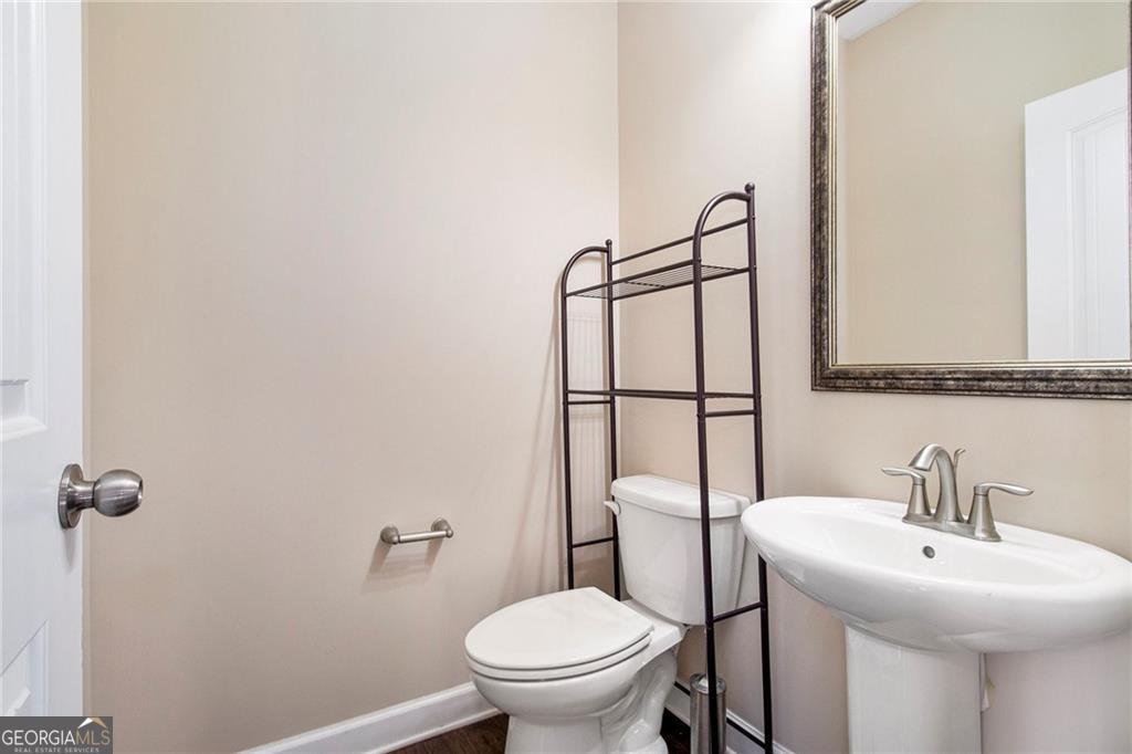 915 Elmsbrook Lane Alpharetta GA 30004