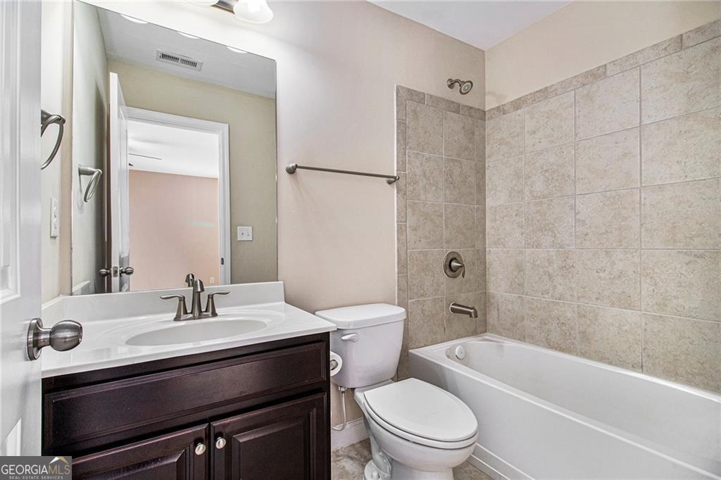 915 Elmsbrook Lane Alpharetta GA 30004