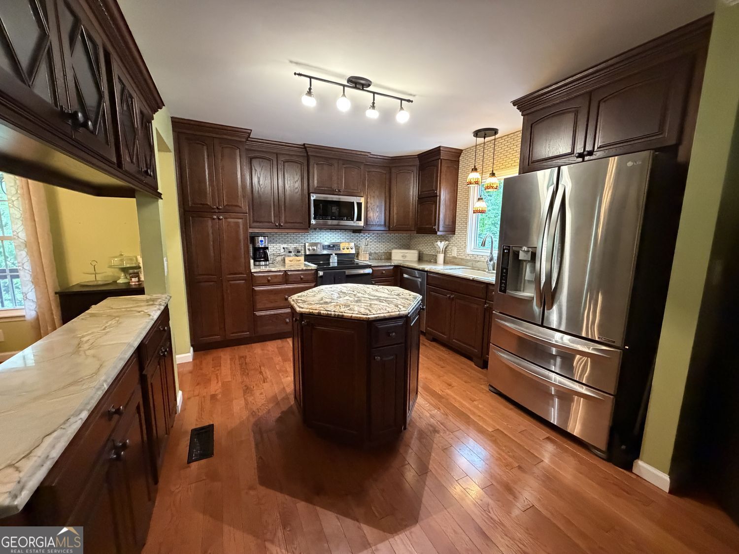 4104 Dinner Bell Lane Cohutta GA 30710