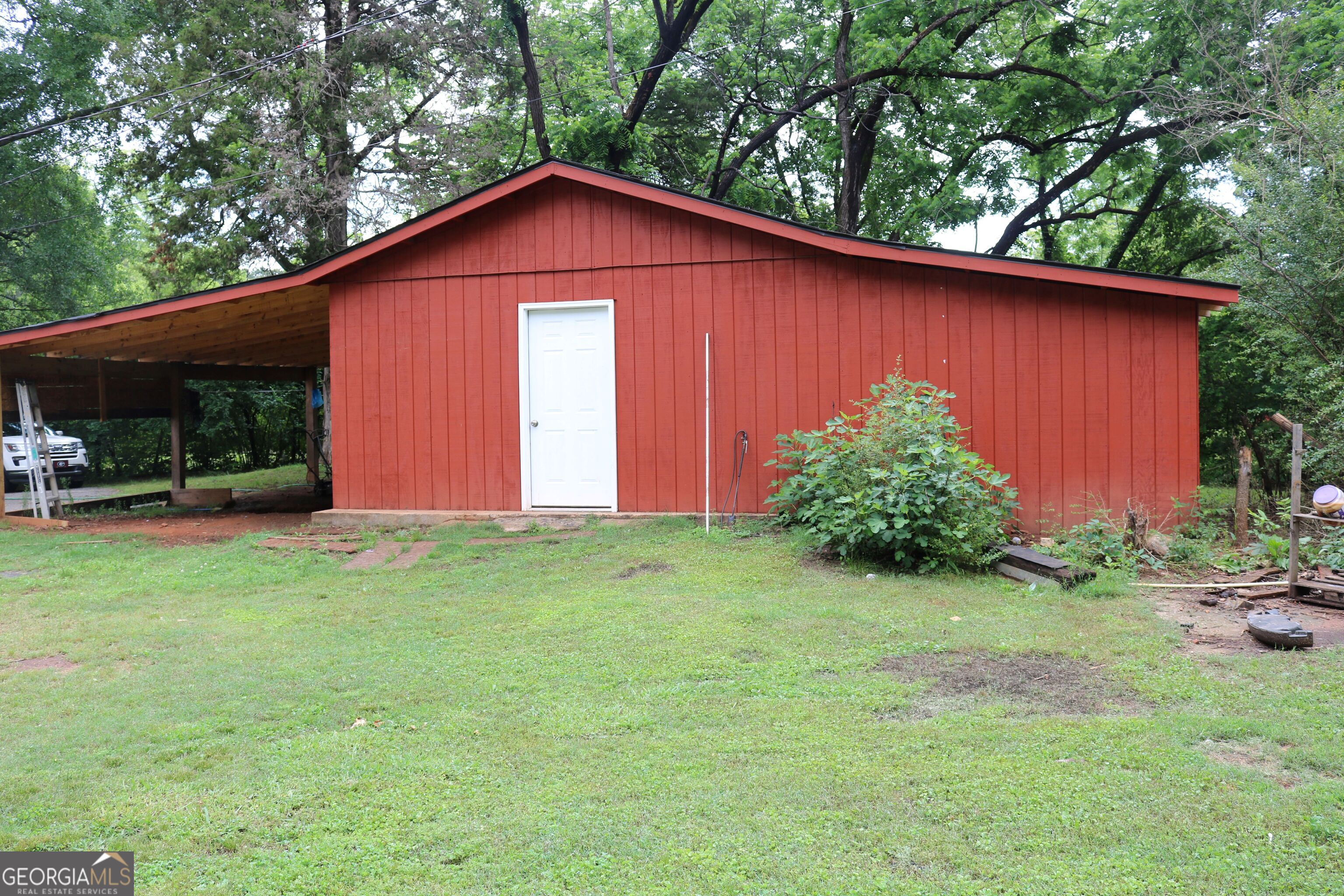 88 Railroad Avenue Carlton GA 30627