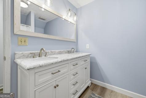 2218 J Warren Road Cornelia GA 30531