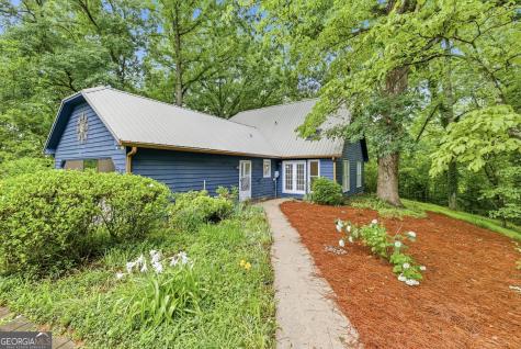 2218 J Warren Road Cornelia GA 30531