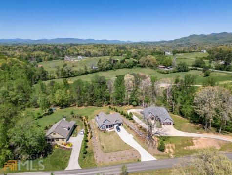 70 Caspian Trail Ellijay GA 30536