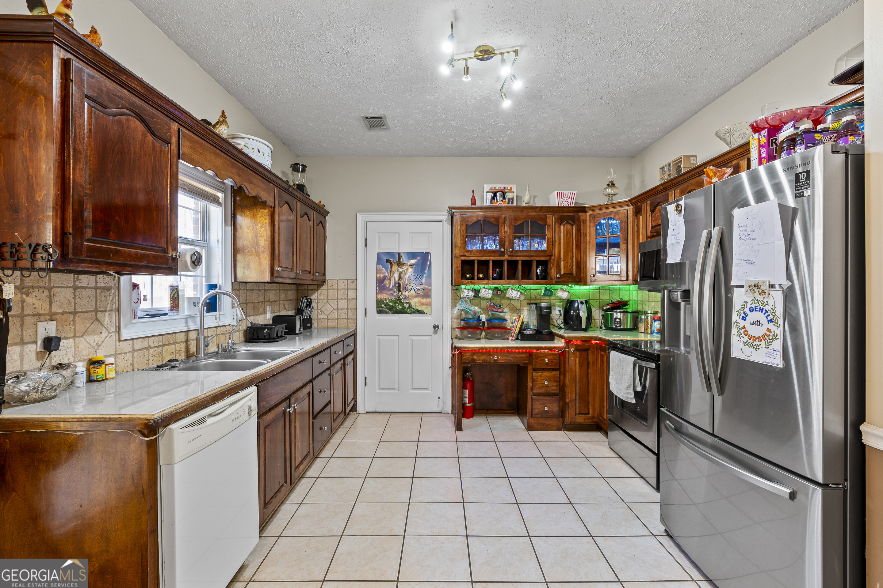 2498 Highway 212 Covington GA 30016