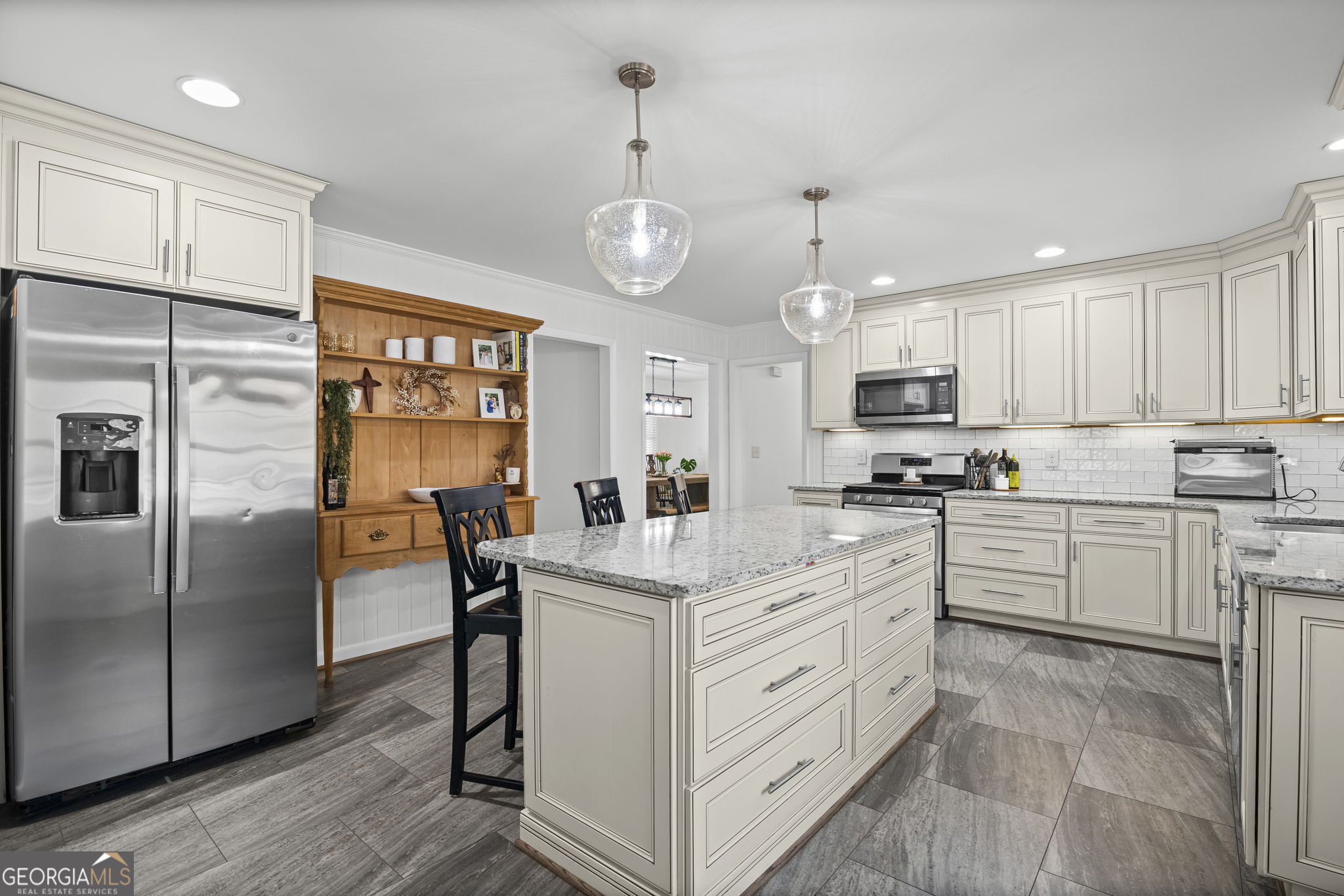 2808 Beverly Hills Drive NE Marietta GA 30068