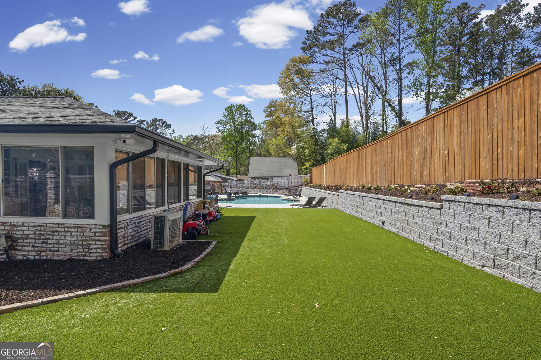 2808 Beverly Hills Drive NE Marietta GA 30068