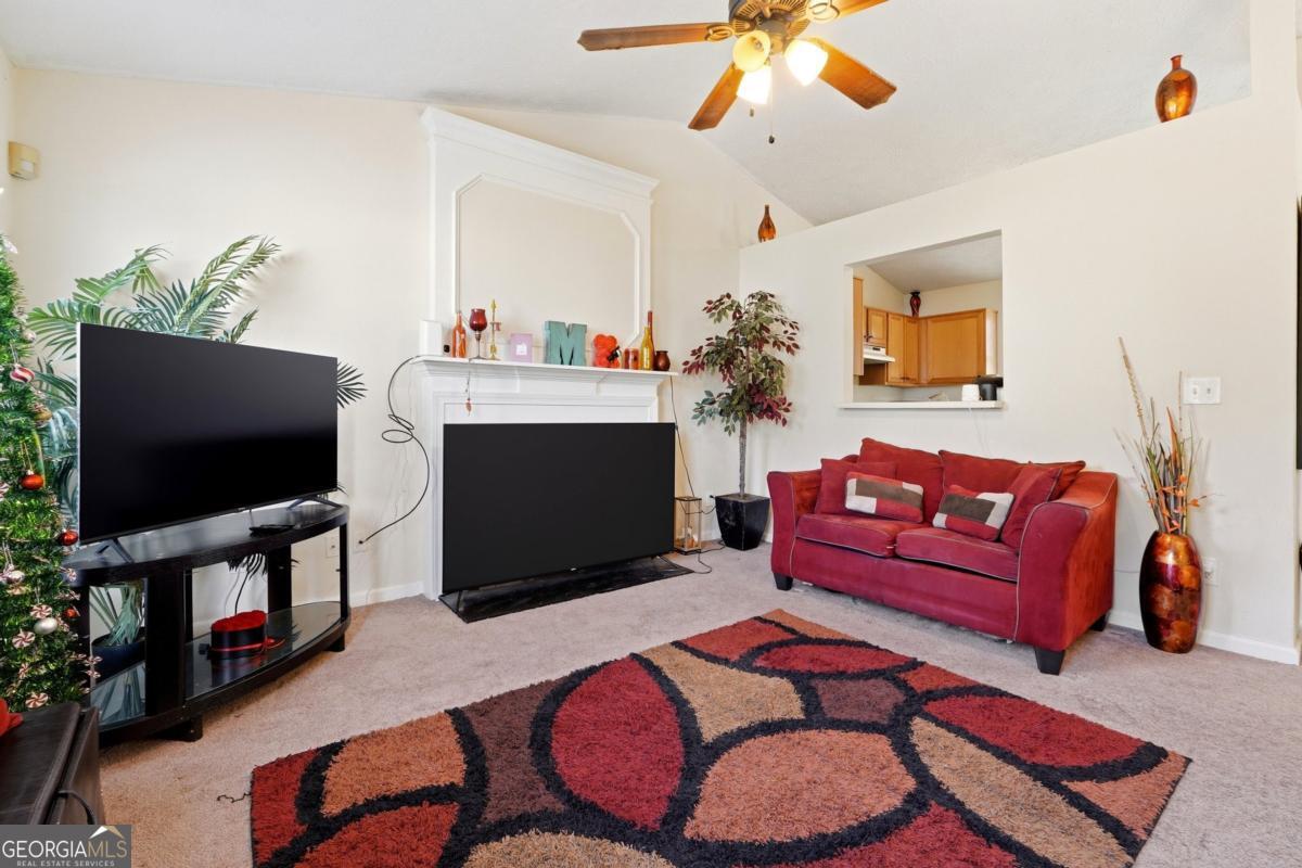 1027 Alford Crossing Lithonia GA 30058
