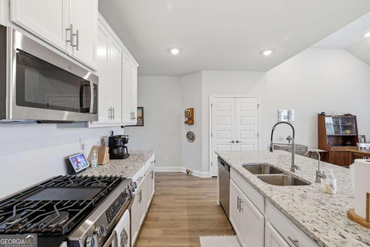 64 Sherwood Drive Commerce GA 30529