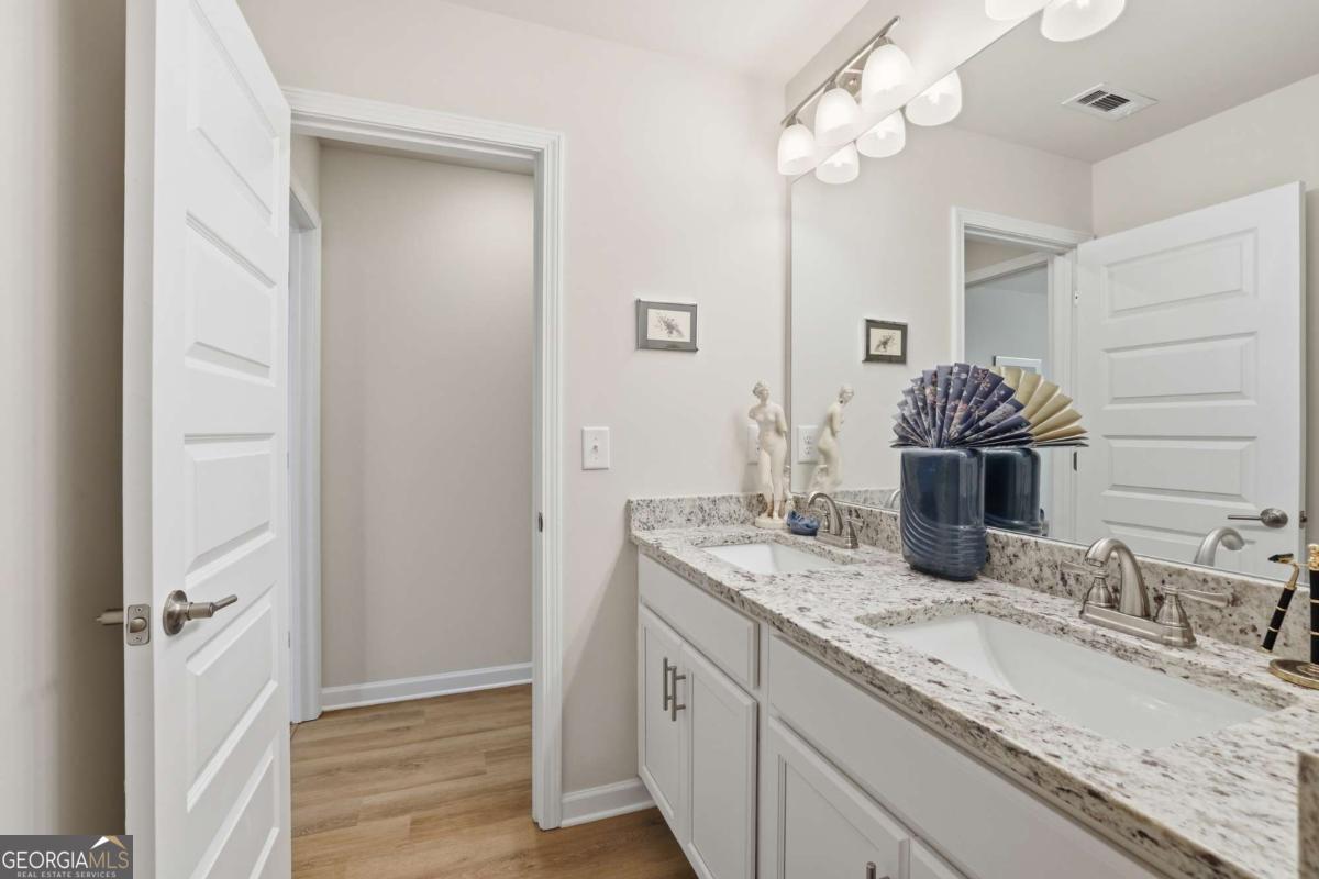64 Sherwood Drive Commerce GA 30529