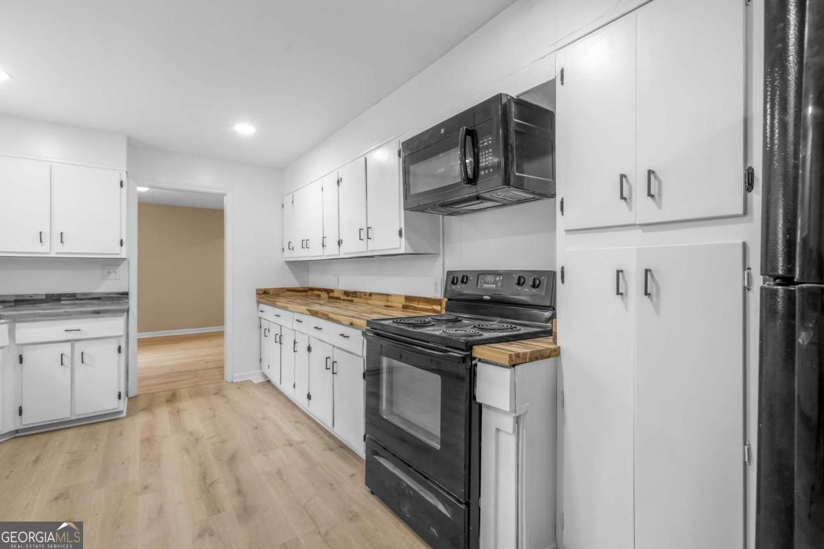1774 Campbellton Road SW Atlanta GA 30311
