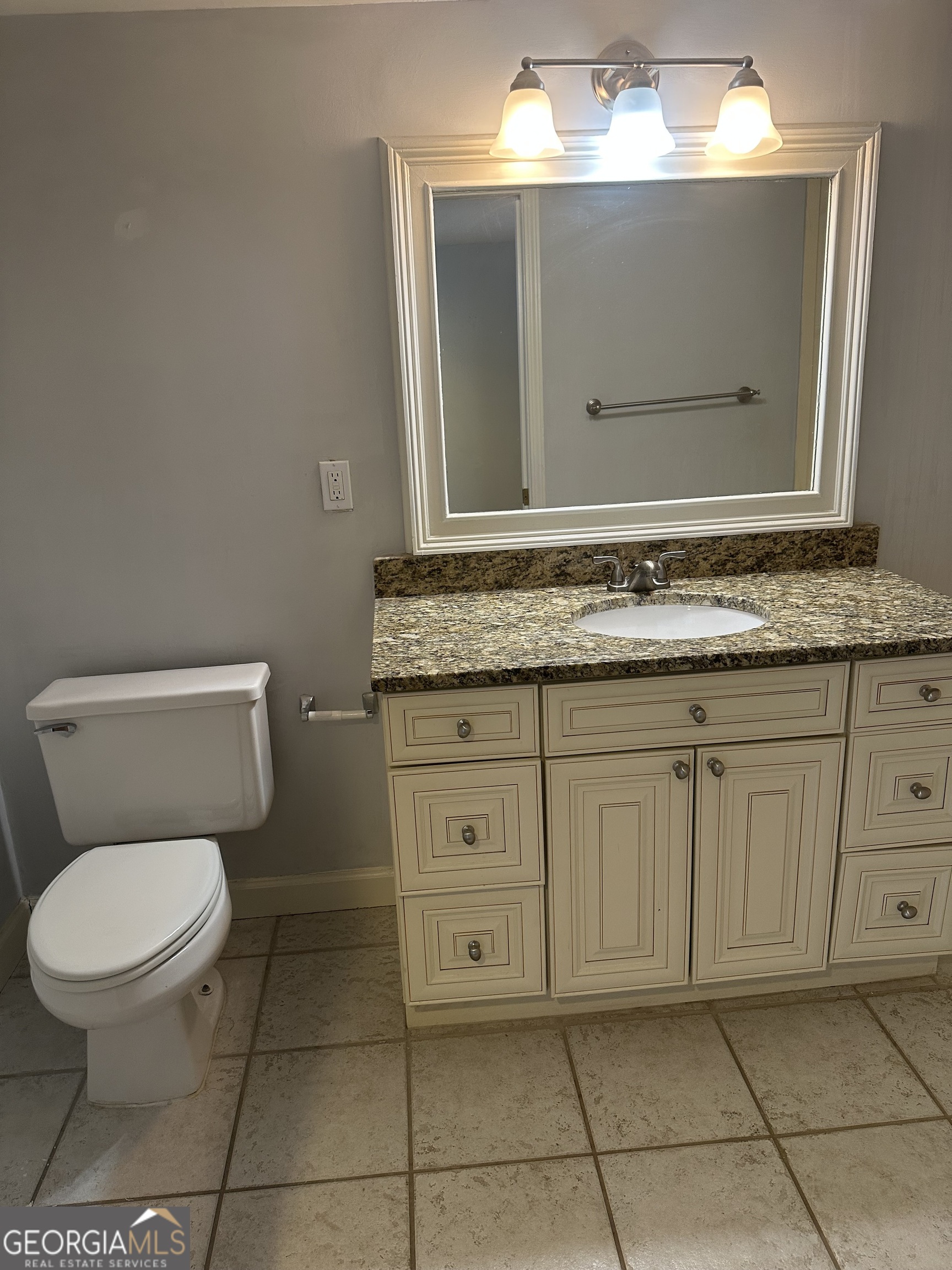 2870 Pharr Court South NW Atlanta GA 30305