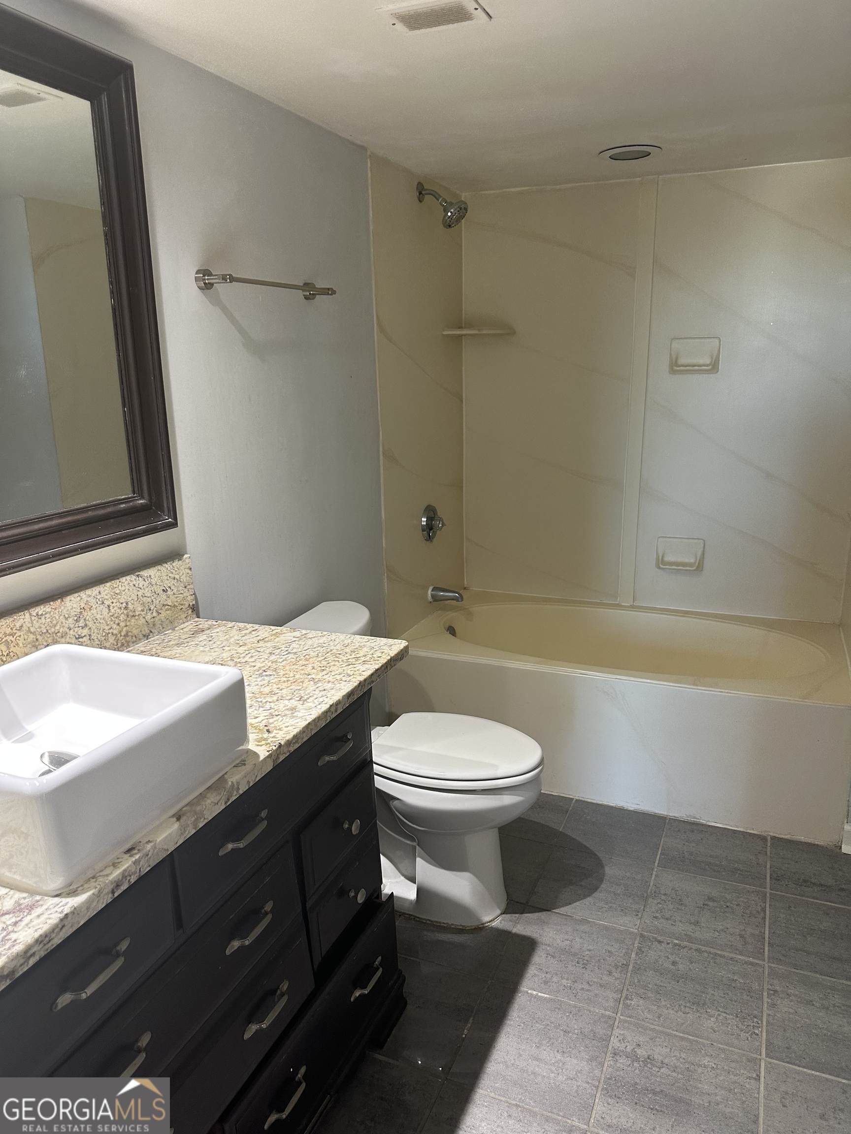 2870 Pharr Court South NW Atlanta GA 30305