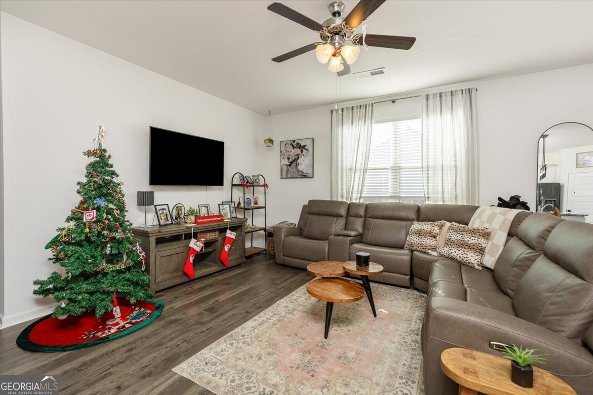 219 Barnyard Way Perry GA 31069