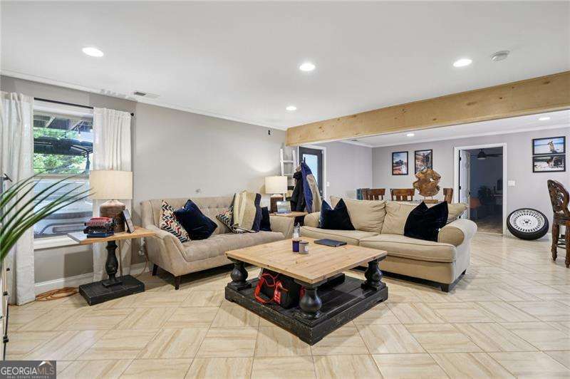 5803 Little Doe Walk Flowery Branch GA 30542