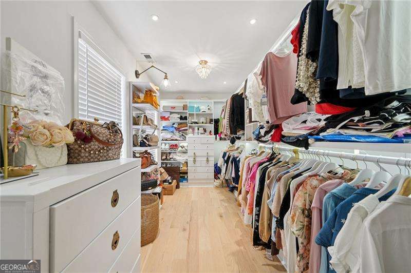 5803 Little Doe Walk Flowery Branch GA 30542