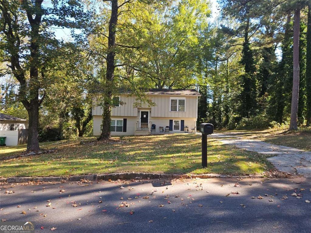 1820 Glenhaven Circle Decatur GA 30035