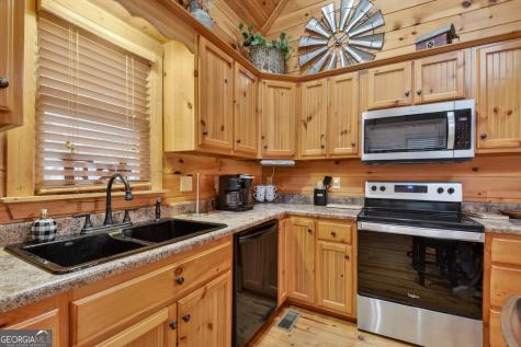 764 Ducktown Lane Ellijay GA 30540